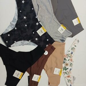Assorted Women's Underwear Set